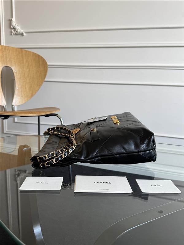 2026127215212613 600